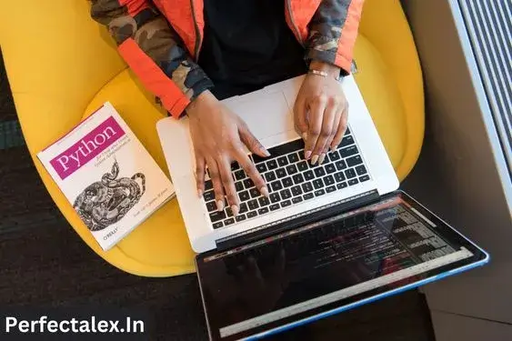 पाइथन क्या है (python in hindi)